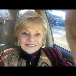 Meet your Posher, Charlene